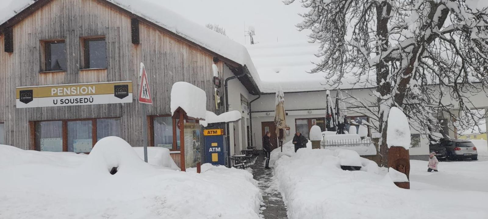 Pension A Restaurace U Sousedu Strazny Bagian luar foto